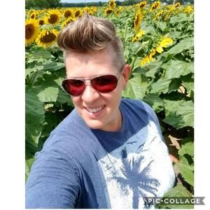 Meet your Posher, Erin